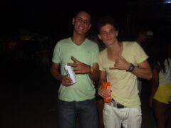 Oktober 10 Anos